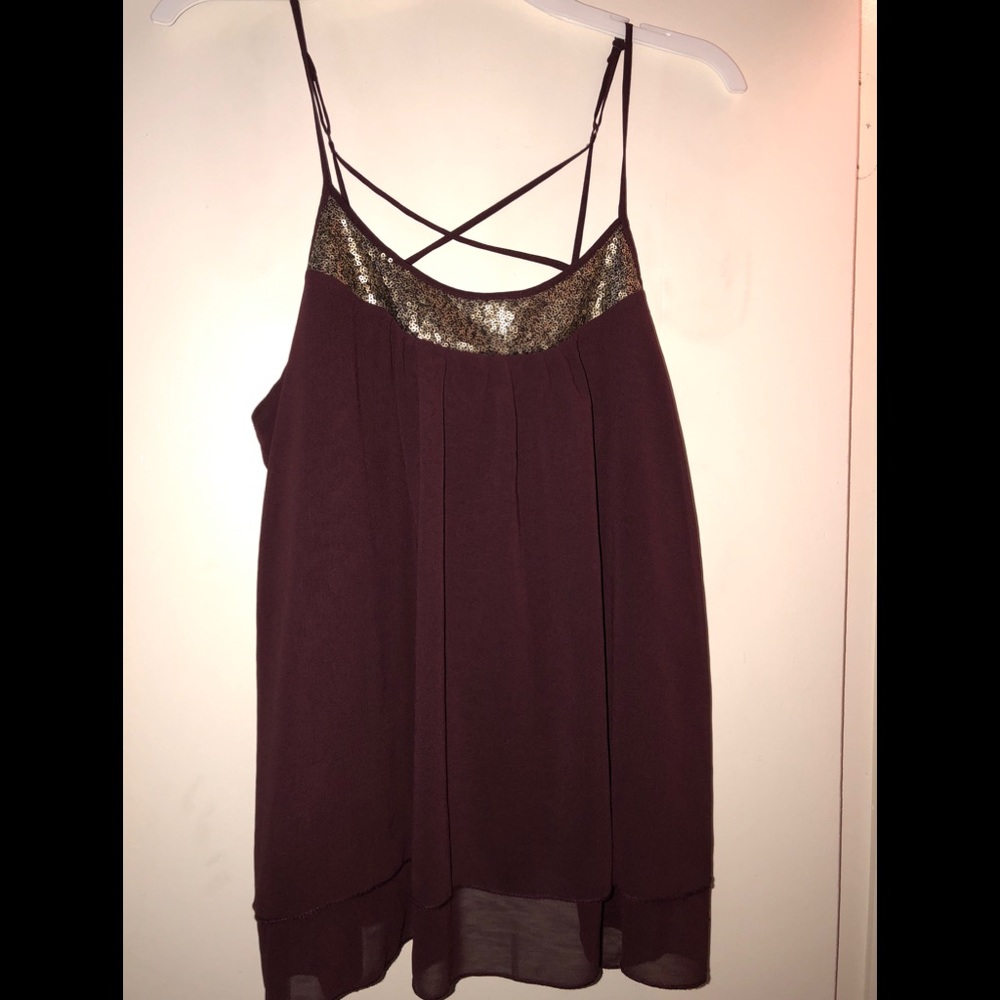 Maroon tank top